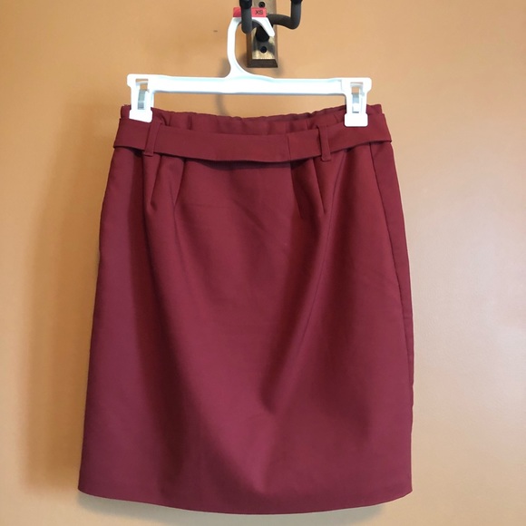 White House Black Market dress suit - Picture 5 of 7